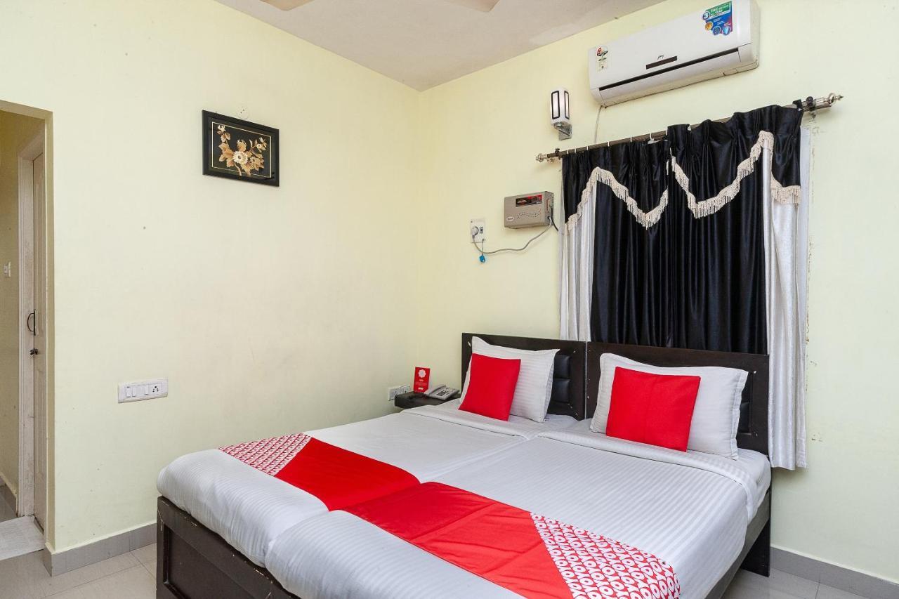Oyo 30490 Shakuntala Village Resort Bolpur Exterior photo